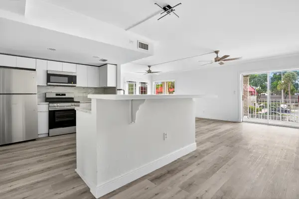 495 SE 8th Street #242, Deerfield Beach, FL 33441