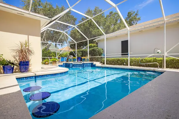 118 Middlebury Drive, Jupiter, FL 33458