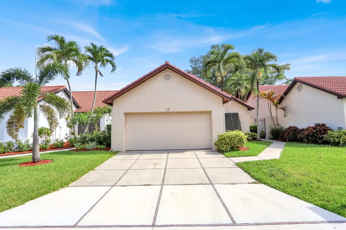 13 Ironwood Way N, Palm Beach Gardens, FL 33418 - #1