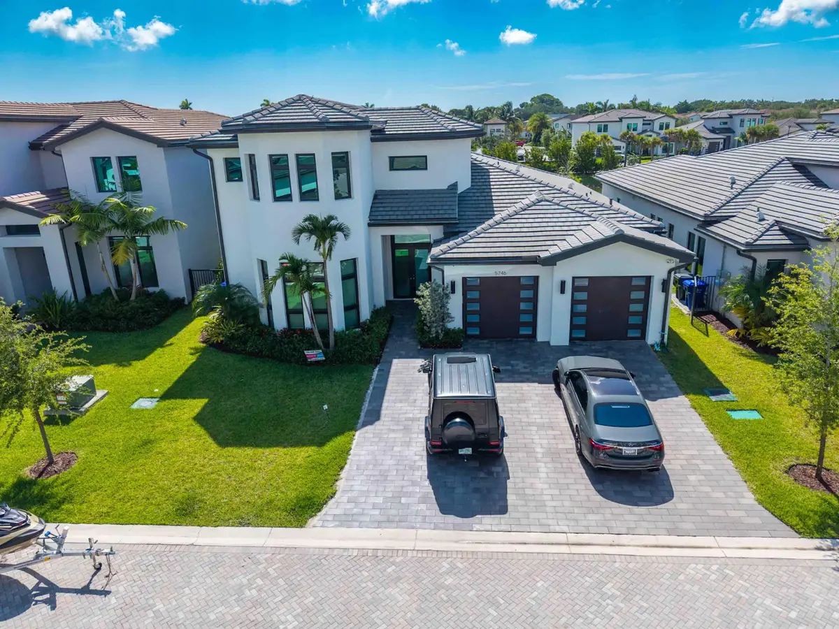 5746 Ashwood Circle W, Hollywood, FL 33312 - #1