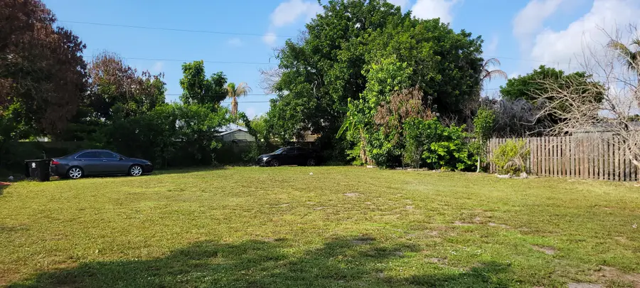 702 SW Colleen Avenue, Port Saint Lucie, FL 34983 - #2