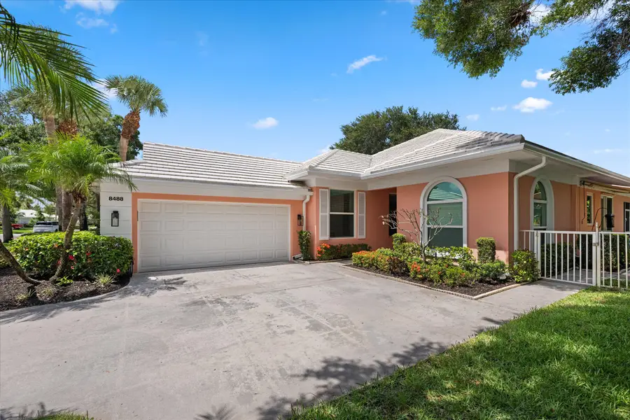8488 Beaconhill Road, Palm Beach Gardens, FL 33410 - #2