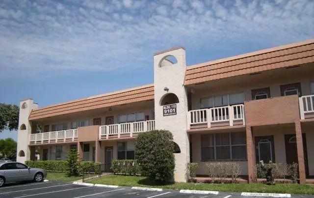 9101 Sunrise Lakes Boulevard #206, Sunrise, FL 33322 - #2