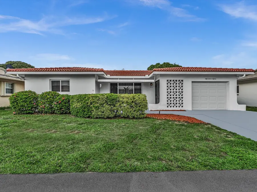 5715 NW 86th Avenue, Tamarac, FL 33321 - #2