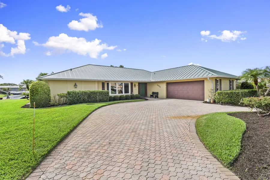 3374 SE Fairway E, Stuart, FL 34997 - #2