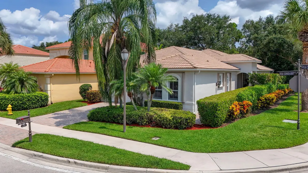 235 Via Condado Way, Palm Beach Gardens, FL 33418 - #1