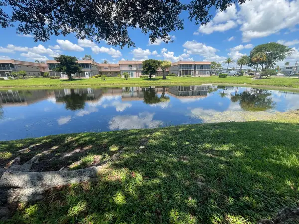 210 Valencia I, Delray Beach, FL 33446