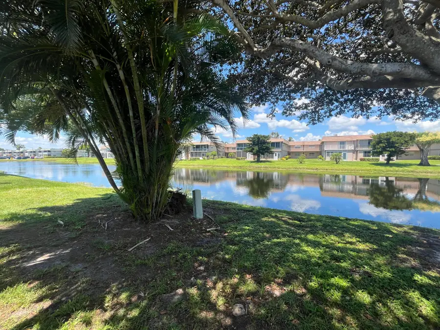 210 Valencia I, Delray Beach, FL 33446 - #2