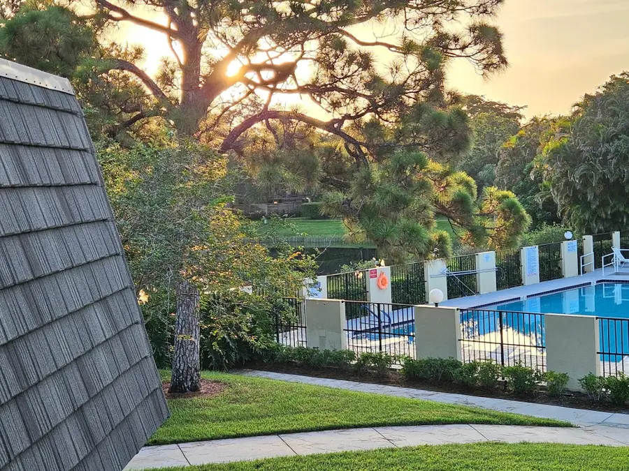 423 4th Terrace, Palm Beach Gardens, FL 33418 - #3