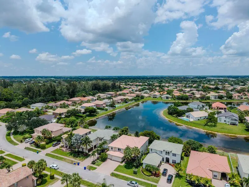 163 Bella Vista Way, Royal Palm Beach, FL 33411 - #2