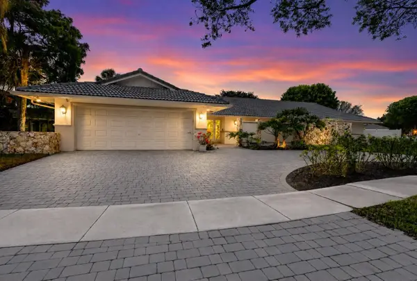 6692 N Grande Drive, Boca Raton, FL 33433
