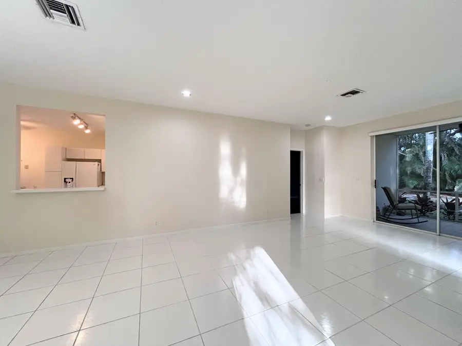7910 Laina Lane #2, Boynton Beach, FL 33437 - #3