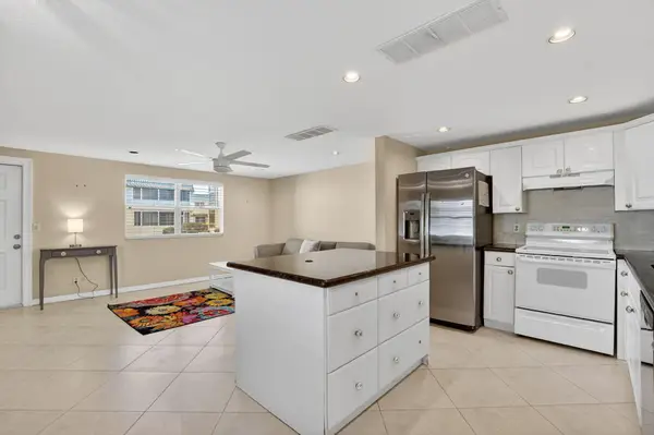 258 Monaco F #258, Delray Beach, FL 33446