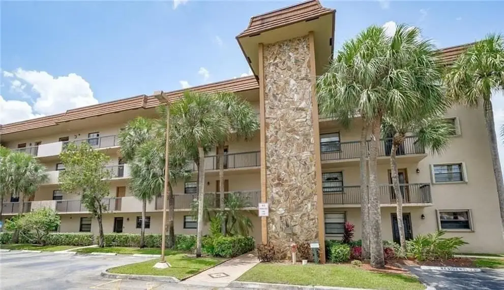 4940 E Sabal Palm Boulevard #Ph8, Tamarac, FL 33319 - #1