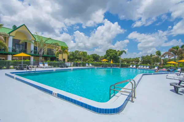 4210 Gator Trace Avenue #B, Fort Pierce, FL 34982