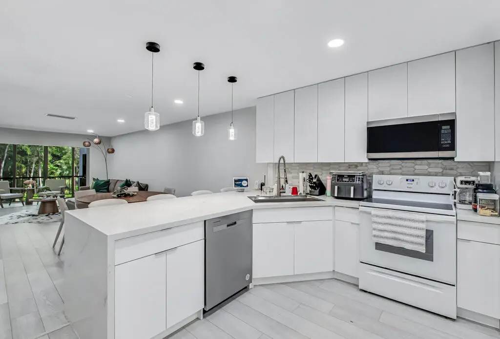 21362 Juego Circle #D, Boca Raton, FL 33433 - #1