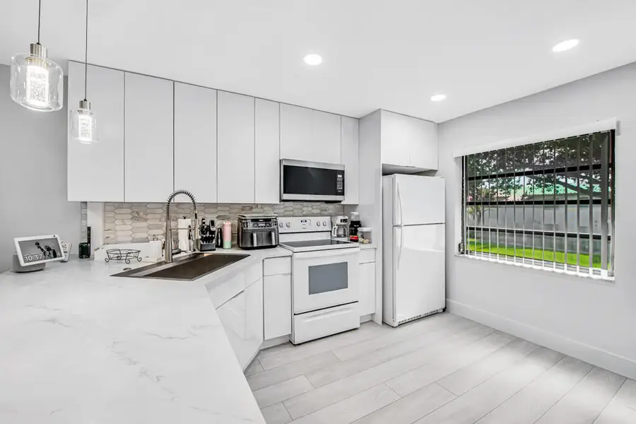 21362 Juego Circle #D, Boca Raton, FL 33433 - #3