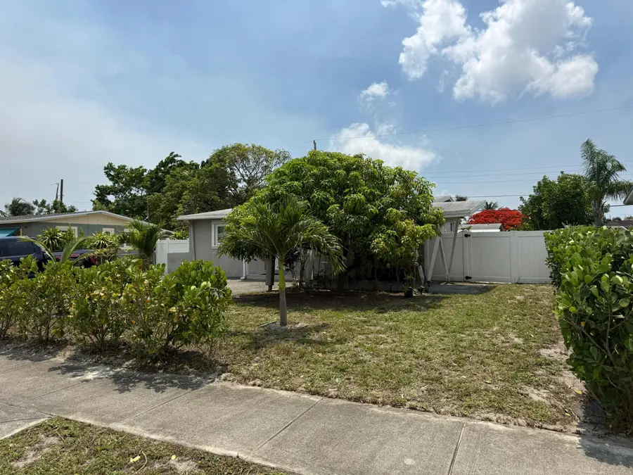 4161 NW 11th Avenue, Oakland Park, FL 33309 - #2