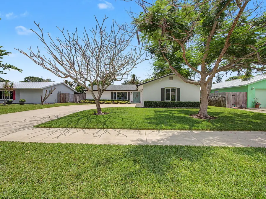 126 Chapel Lane, Tequesta, FL 33469 - #3