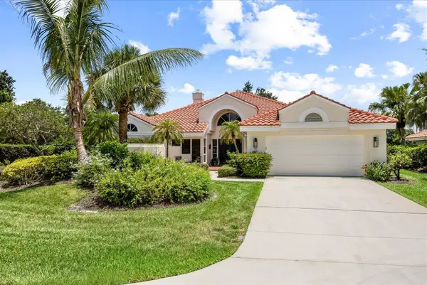 2001 NW Laurel Oak Lane, Palm City, FL 34990