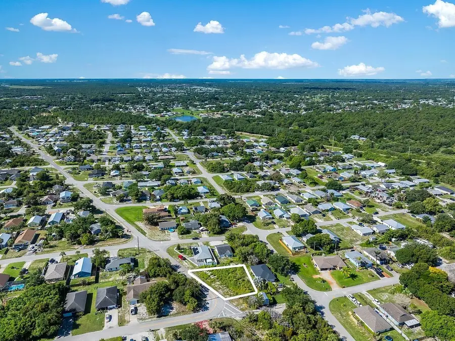 1325 2nd Road Sw, Vero Beach, FL 32962 - #2