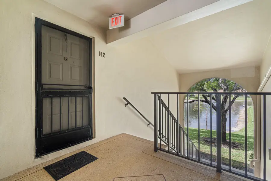 610 Sea Pine Way #H2, Greenacres, FL 33415 - #3