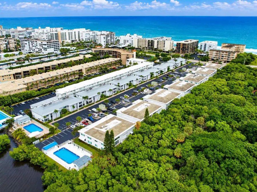 4501 S Ocean Boulevard #D4, South Palm Beach, FL 33480 - #2