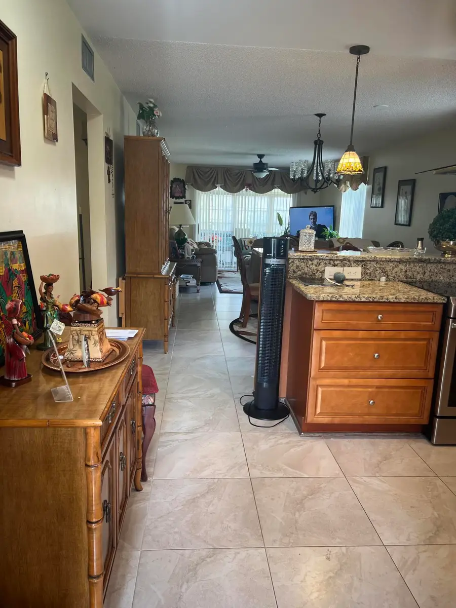 25 Lake Vista Trail #Unit 106, Port Saint Lucie, FL 34952 - #3