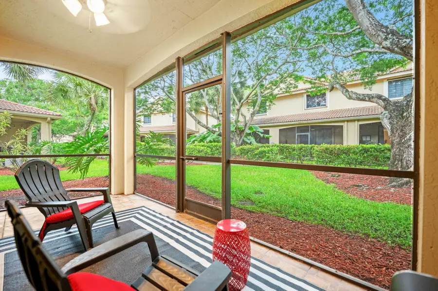 4212 Vineyard Circle, Weston, FL 33332 - #2