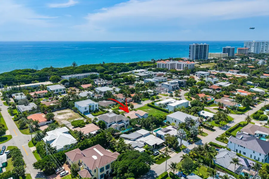 299 NE Wavecrest Court, Boca Raton, FL 33432 - #3