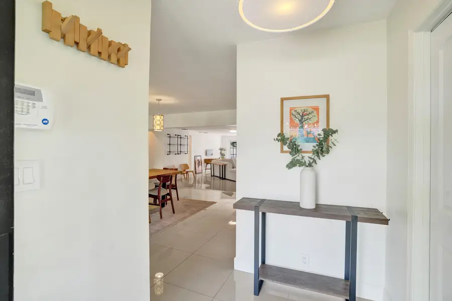 5830 NE 21st Terrace, Fort Lauderdale, FL 33308 - #3
