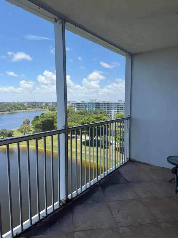 2900 N Course Drive #1005, Pompano Beach, FL 33069
