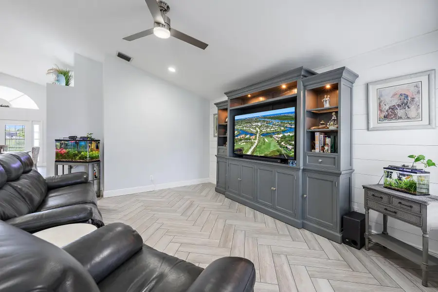 1875 Oak Berry Circle, Wellington, FL 33414 - #3