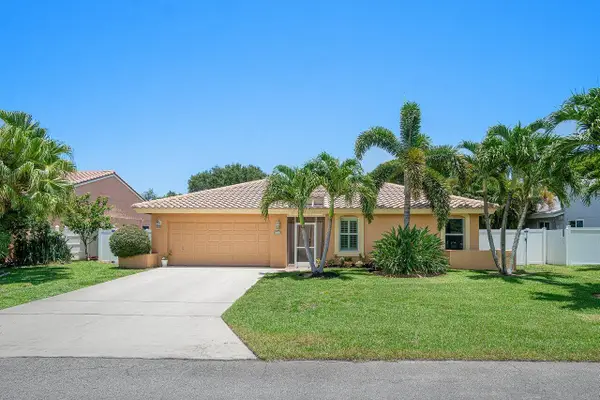 6930 NW 2nd Terrace, Boca Raton, FL 33487