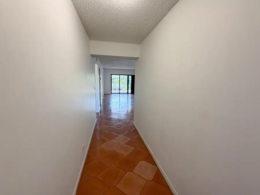 241 SE 11th Avenue #241a, Pompano Beach, FL 33060 - #2