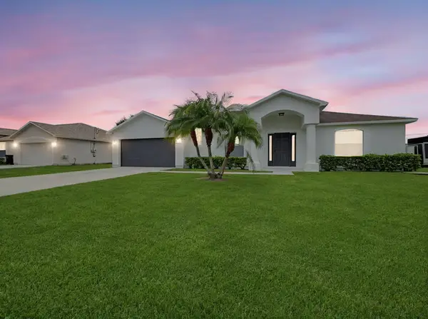 719 SW Broadview Street, Port St Lucie, FL 34983