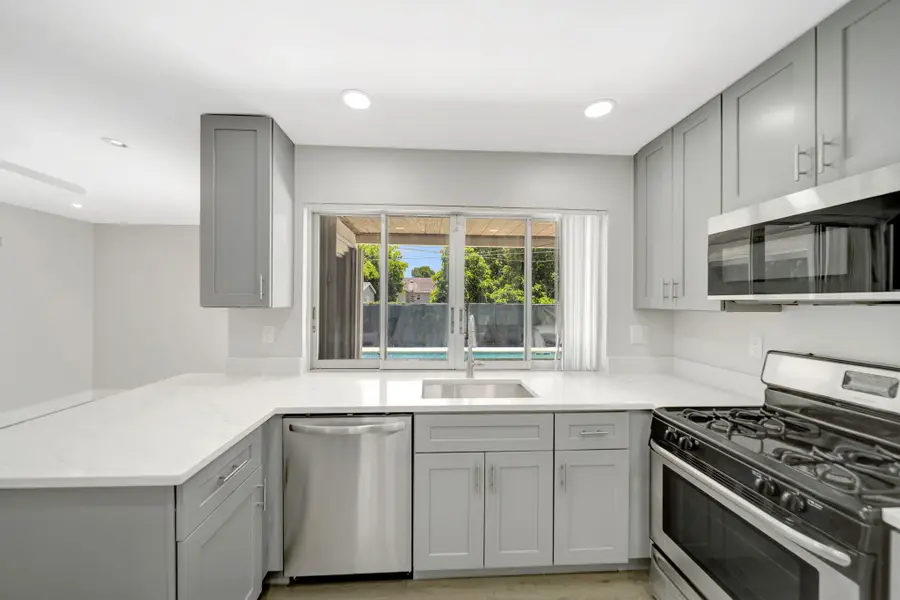 2545 NW 105th Lane, Sunrise, FL 33322 - #3