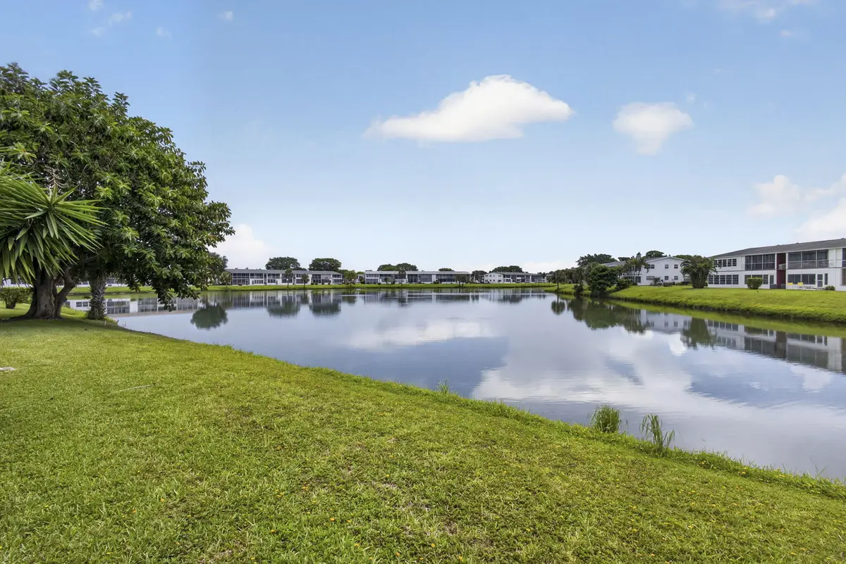 127 Chatham F, West Palm Beach, FL 33417 - #1