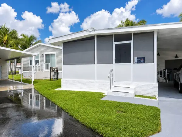 3302 Lake Street, Hollywood, FL 33021