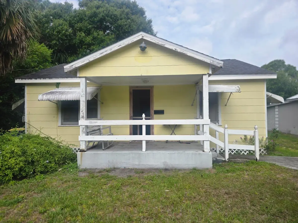 719 S 22nd Street S, Fort Pierce, FL 34950 - #1