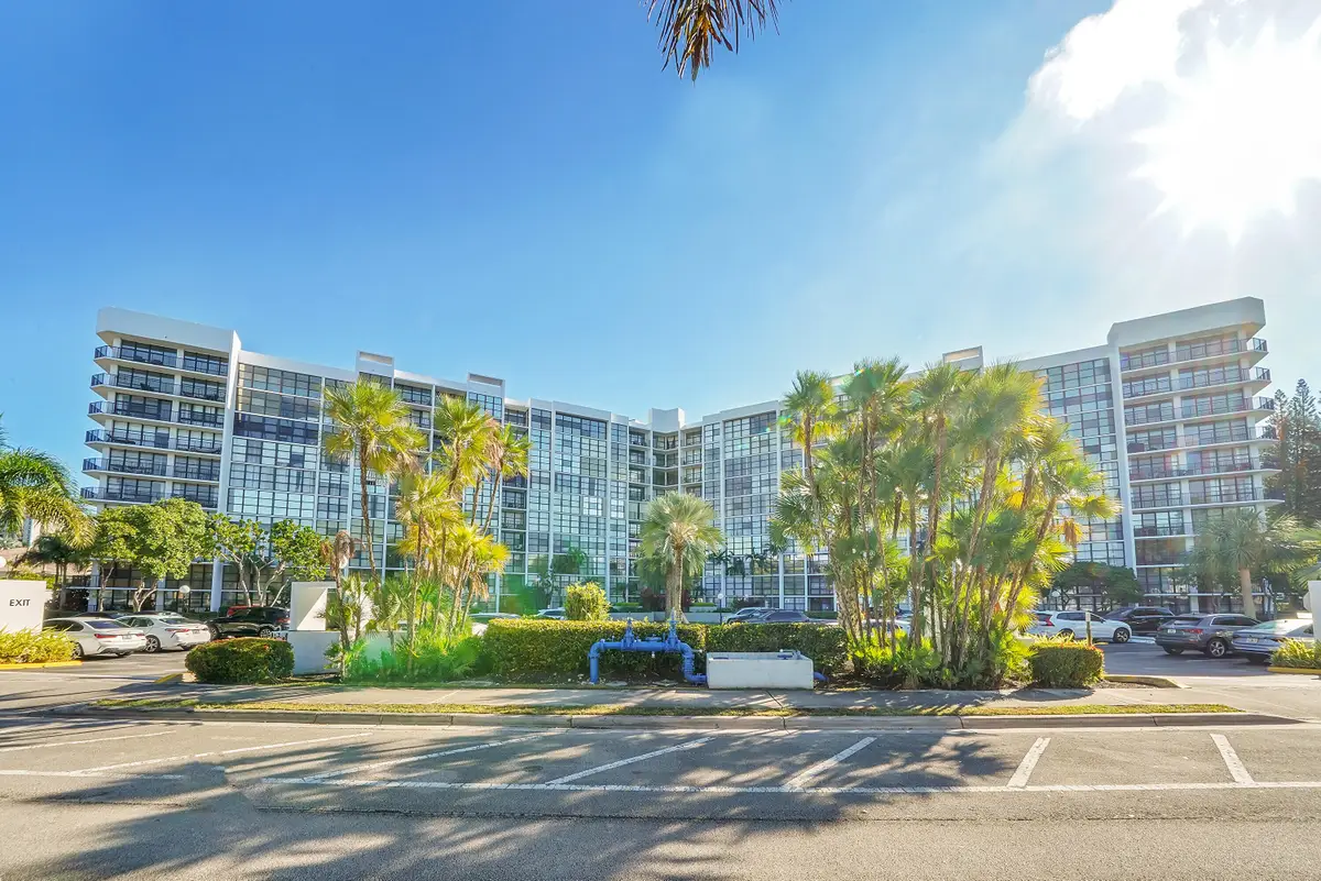 1000 Parkview Drive #306, Hallandale Beach, FL 33009 - #1