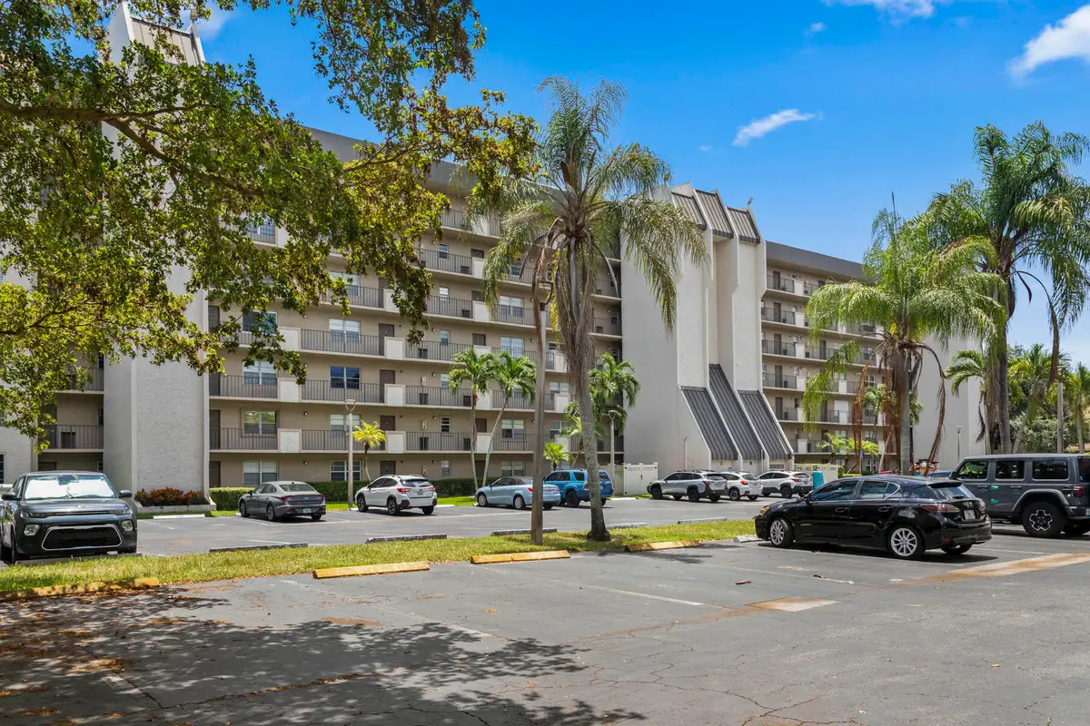 3150 W Rolling Hills Circle #704, Davie, FL 33328 - #1