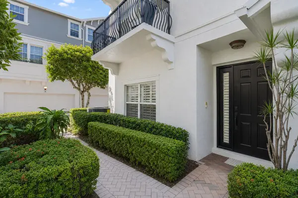 295 NE 5th Avenue #32, Delray Beach, FL 33483