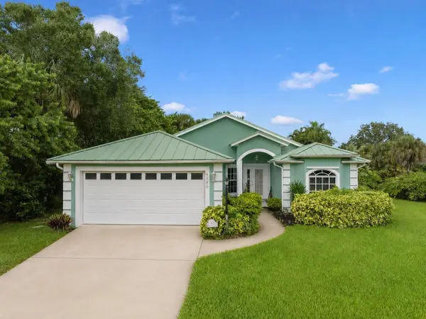 5850 39th Ln Lane, Vero Beach, FL 32966