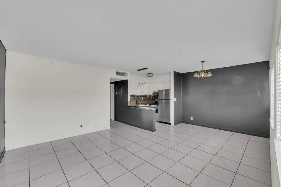 4050 NE 12th Terrace #38, Oakland Park, FL 33334 - #2