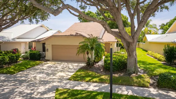 137 Seashore Drive, Jupiter, FL 33477