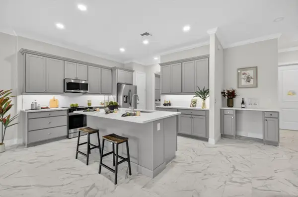 1805 Bridgepointe Circle #2, Vero Beach, FL 32967