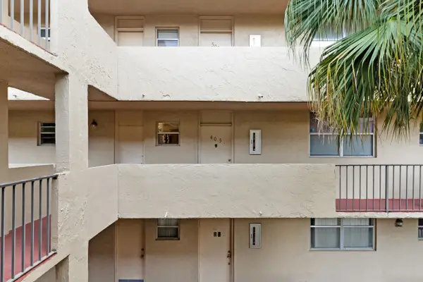 408 NW 68th Avenue #405, Plantation, FL 33317