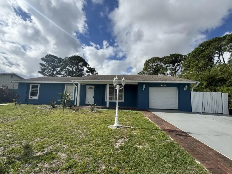 882 SE Walters Terrace, Port Saint Lucie, FL 34983 - #2