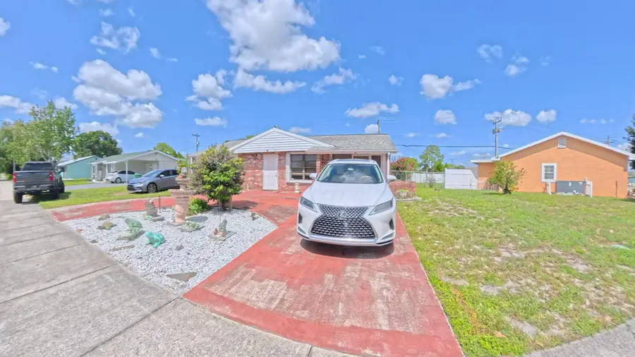 372 NW Airoso Boulevard, Port Saint Lucie, FL 34983 - #3